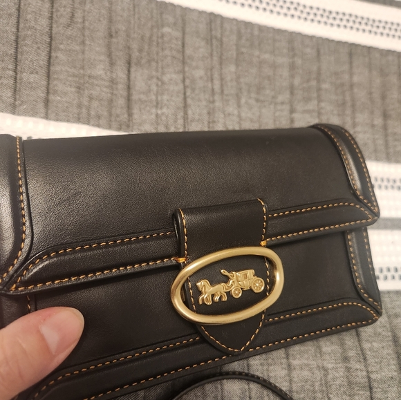 Coach Riley Crossbody bag❤️ - Picture 7 of 13